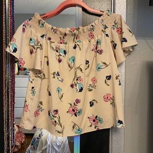 Off shoulder pink top